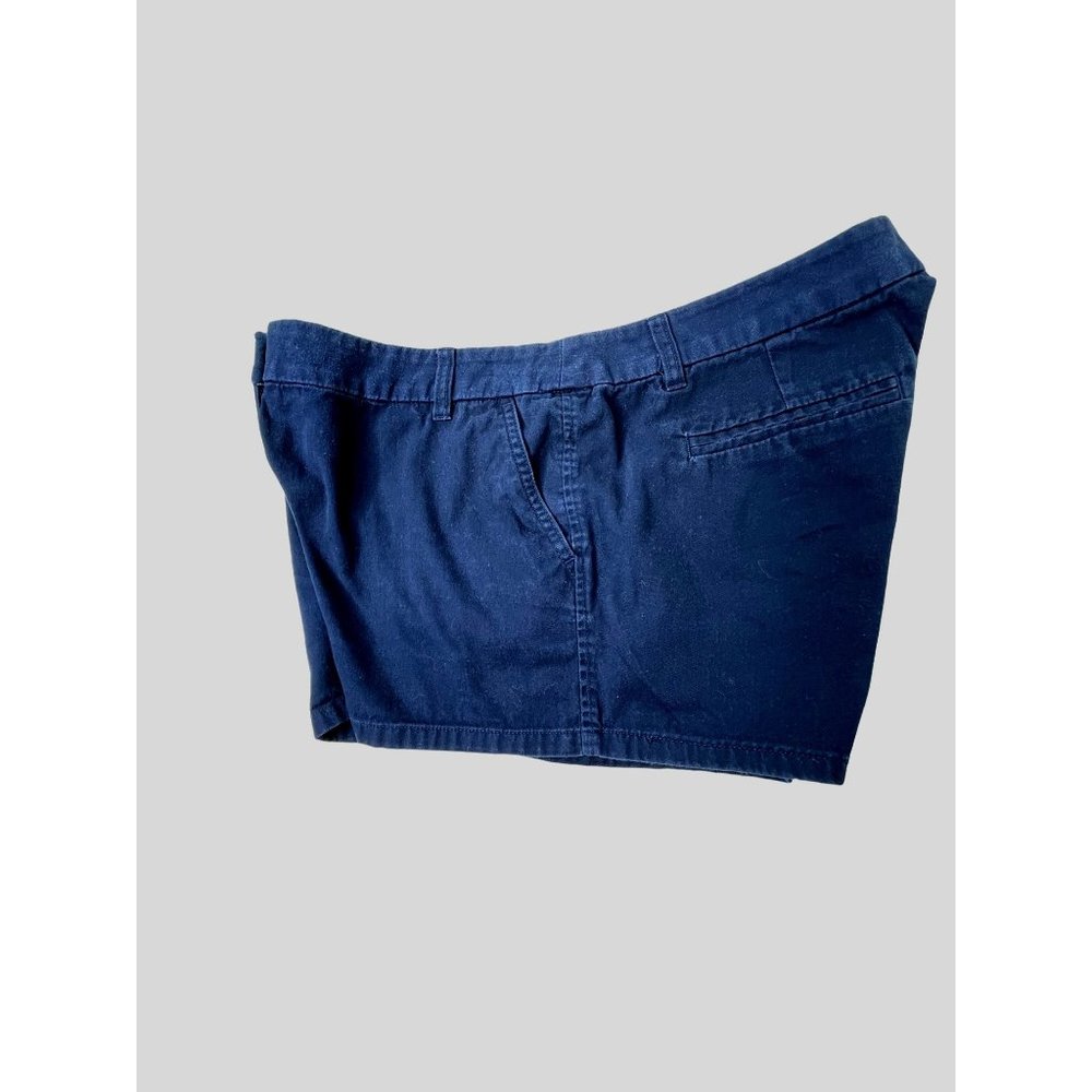 J. Crew 100% cotton women's size 14 chino flat front navy blue shorts pockets